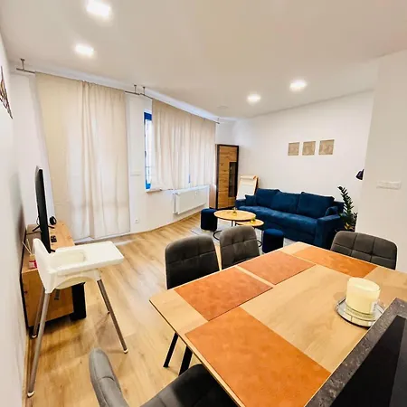 Apartment Franco 1 *